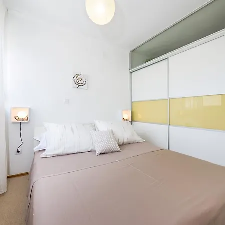 Apartment Romansa